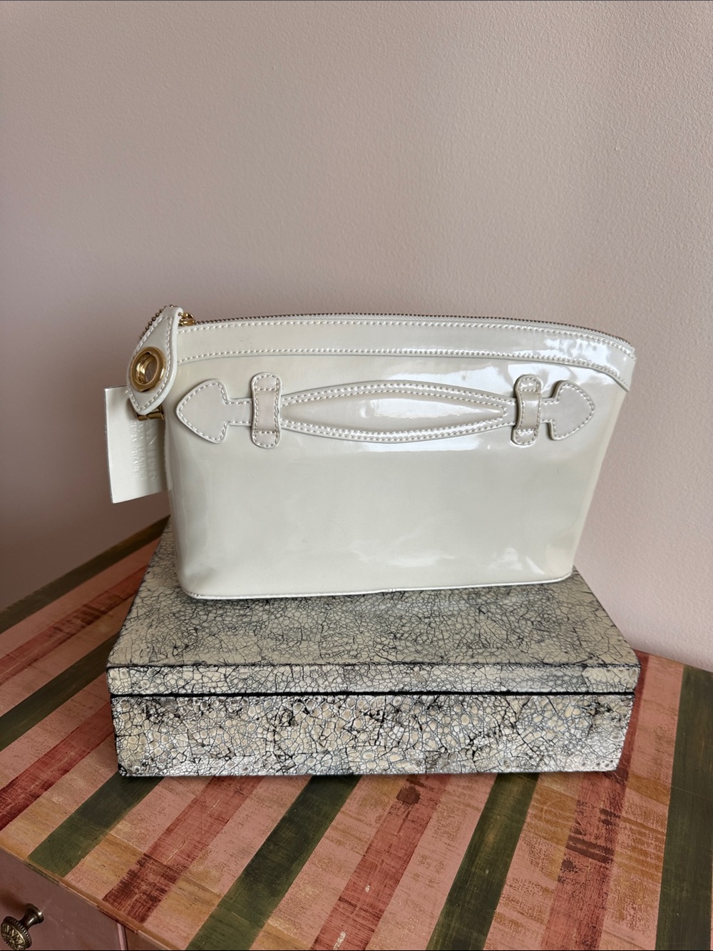 DAnier white Patent leather Clutch